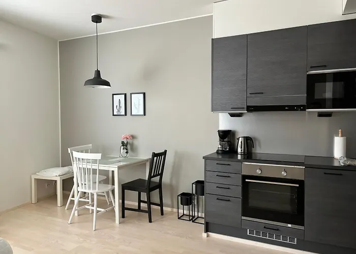 New Apartment Hilla Near All The Main City Spots Public Car Parking