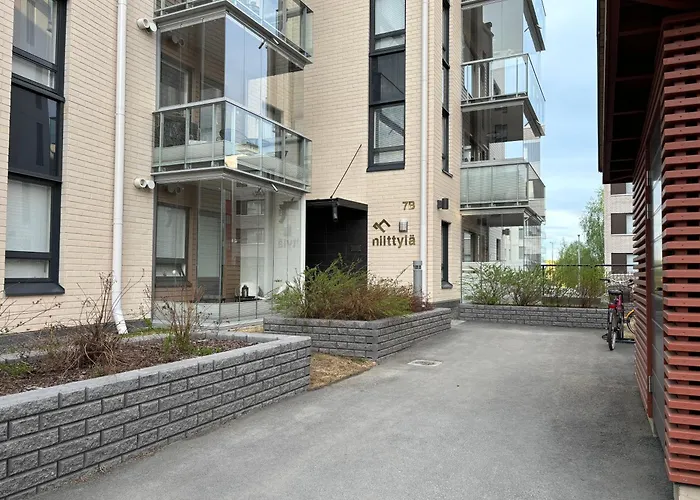 New Apartment Hilla Near All The Main City Spots Public Car Parking