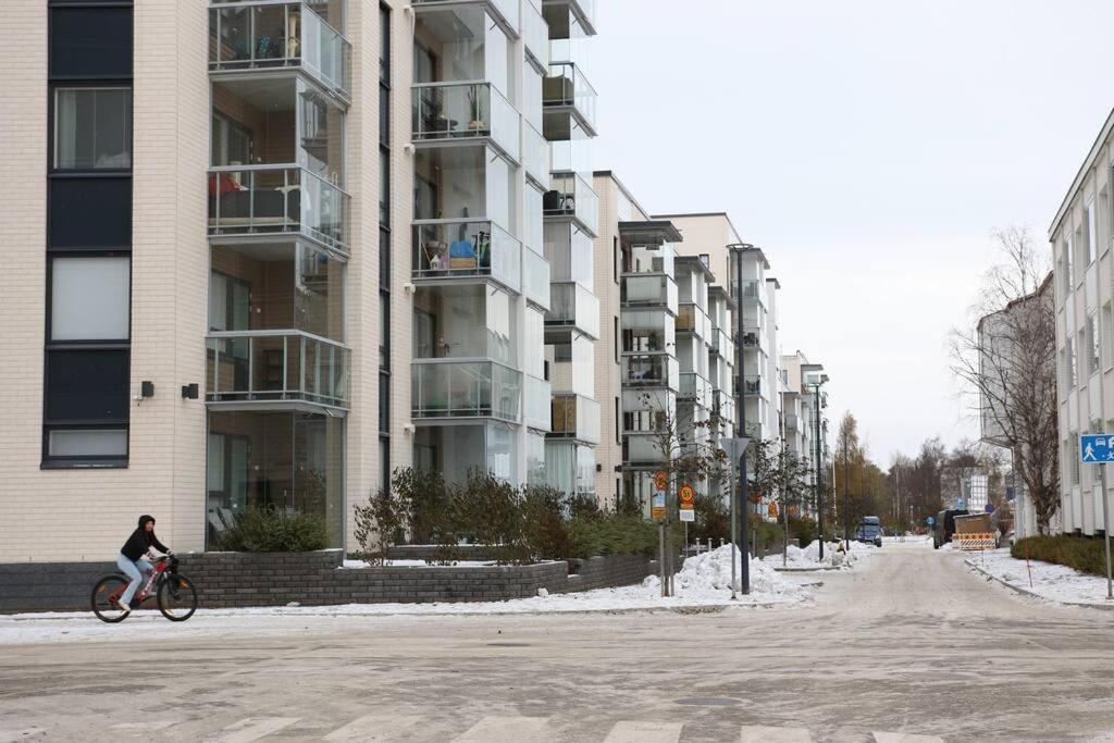 Appartement New Hilla Near The Main Spots Public Car Parking
